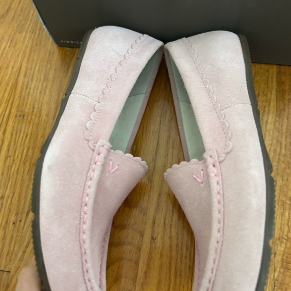 Vionic McKenzie Haven Suede Moccasins Slip-On Loafers New! Super comfy!! - Picture 3 of 10